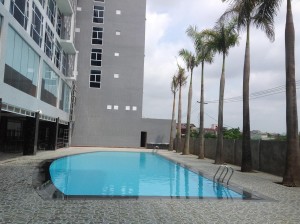 bể bơi vinh plaza